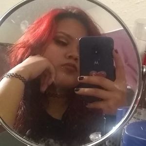 Meet your Posher, Crystal